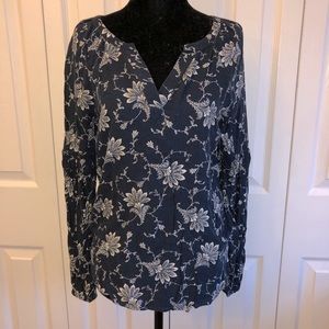 Hinge floral blouse